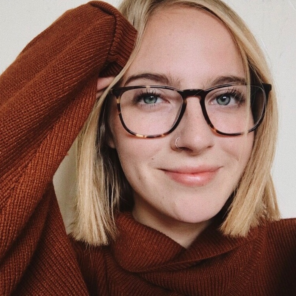 Meet your Posher, Madi